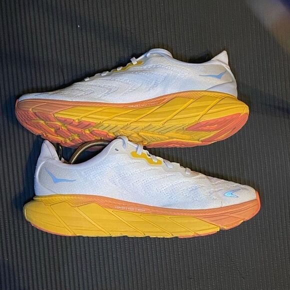 HOKA ONE ONE ARAHI 6 - Women’s Running Shoes - SIZE 10.5B - Picture 9 of 11